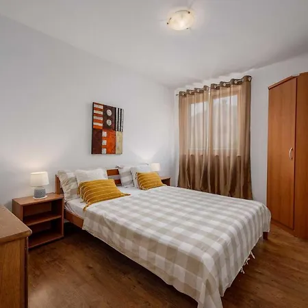 Apartament Petra Kirmenjak