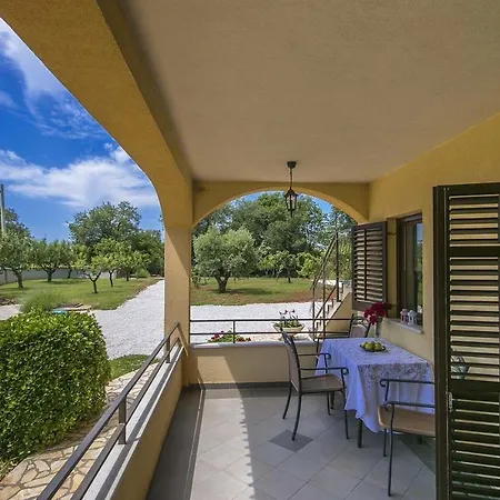 Apartament Petra Kirmenjak