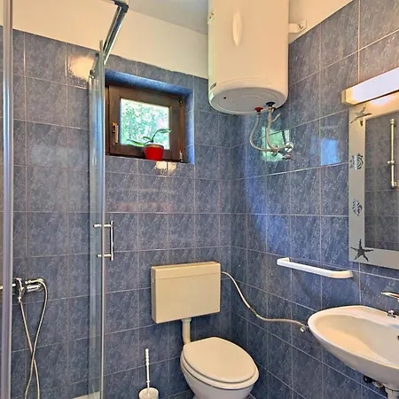 Petra Apartament Kirmenjak