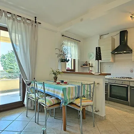 Apartament Petra *